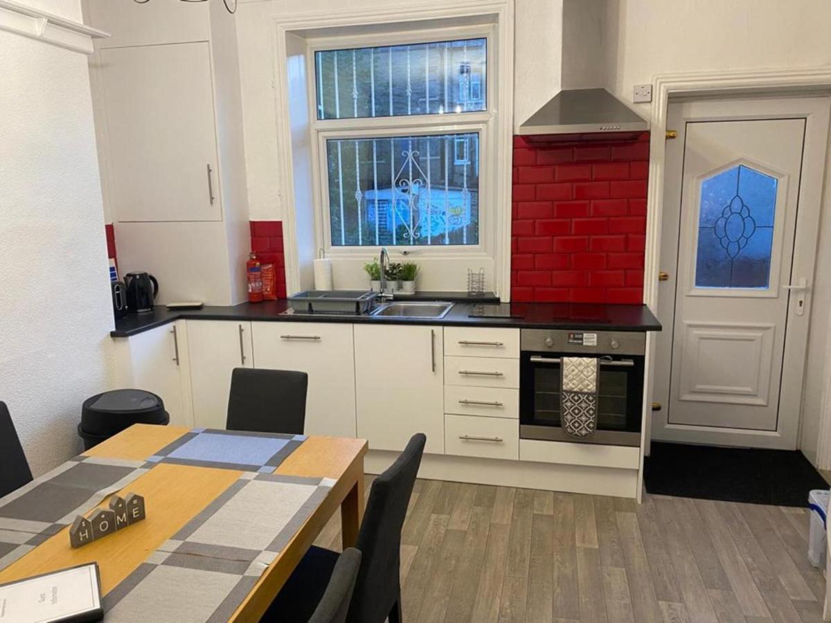 St Pauls Rd - Townhouse Accommodation برادفورد المظهر الخارجي الصورة